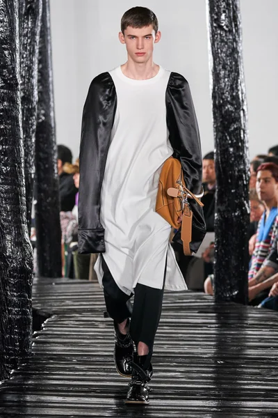 Look 36